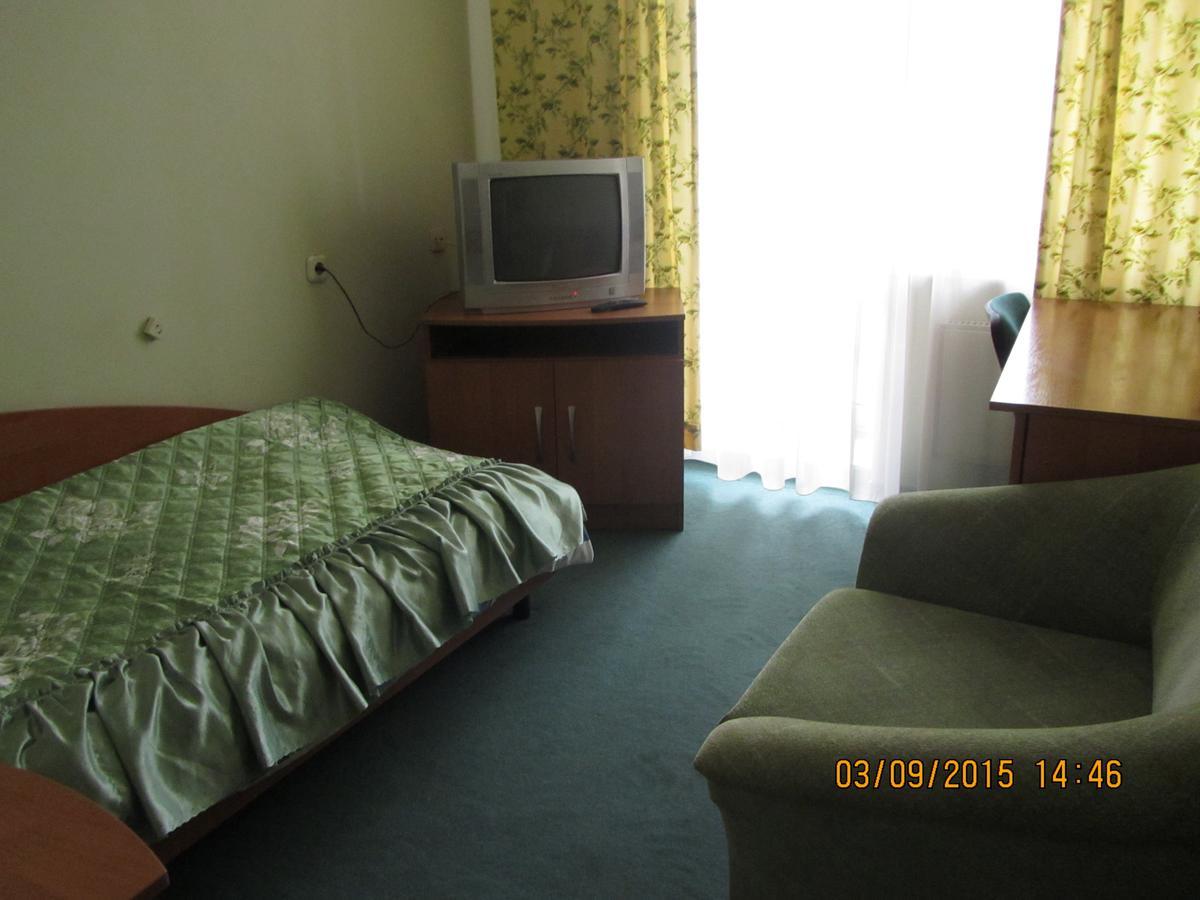 فاوكافيسك Hotel Berezka المظهر الخارجي الصورة
